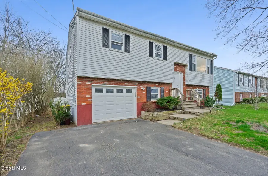 35 Start Avenue, East Greenbush, NY 12144 - #2