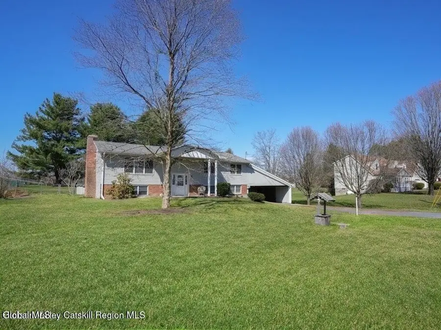 16 Spruce Street, Kinderhook, NY 12184 - #2