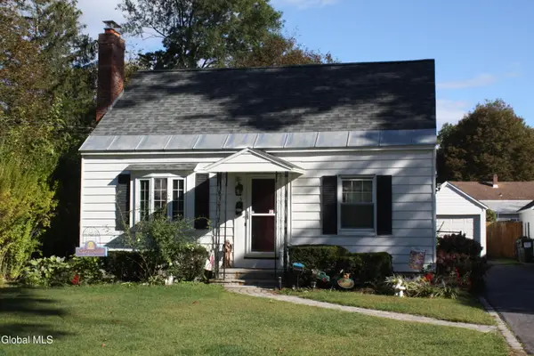 35 Pine Street, Glenville, NY 12302