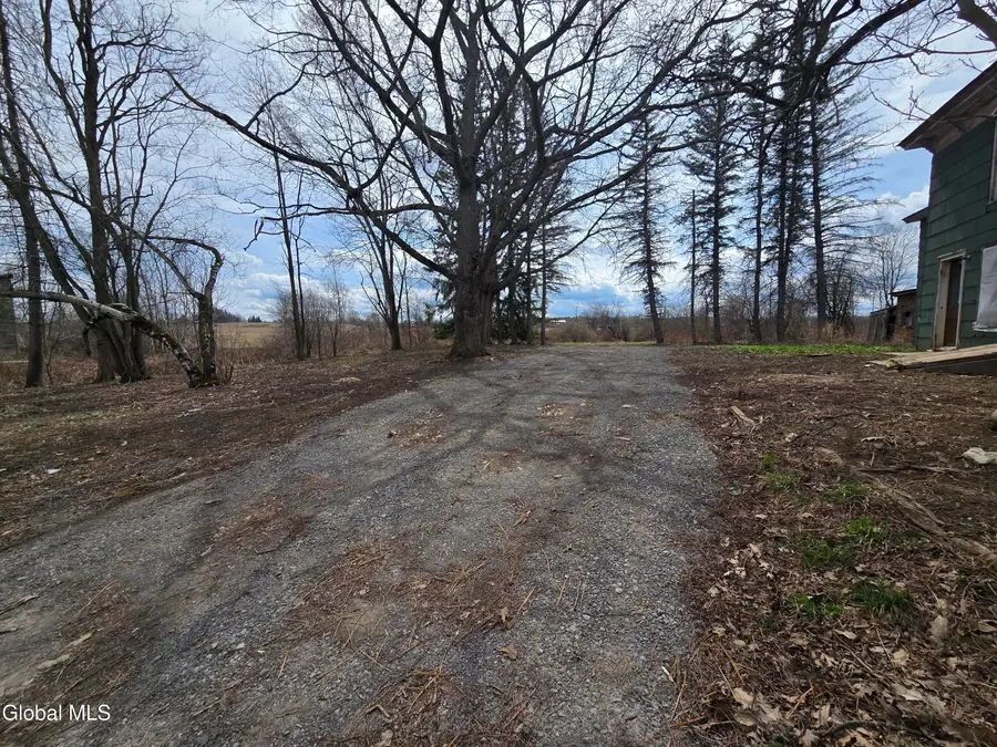 682 Darrow Road, Root, NY 12166 - #3