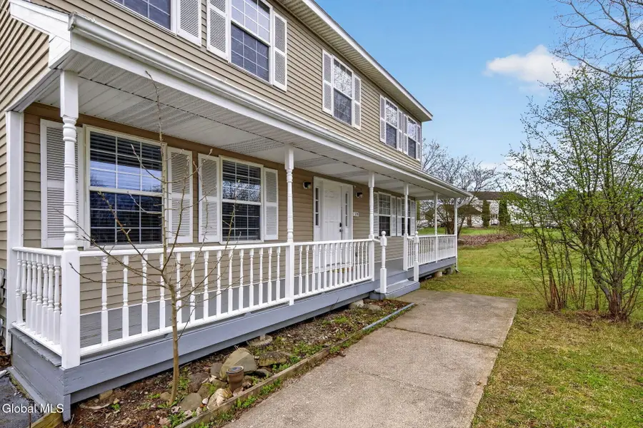 578 Columbia Street Extension, Colonie, NY 12047 - #2