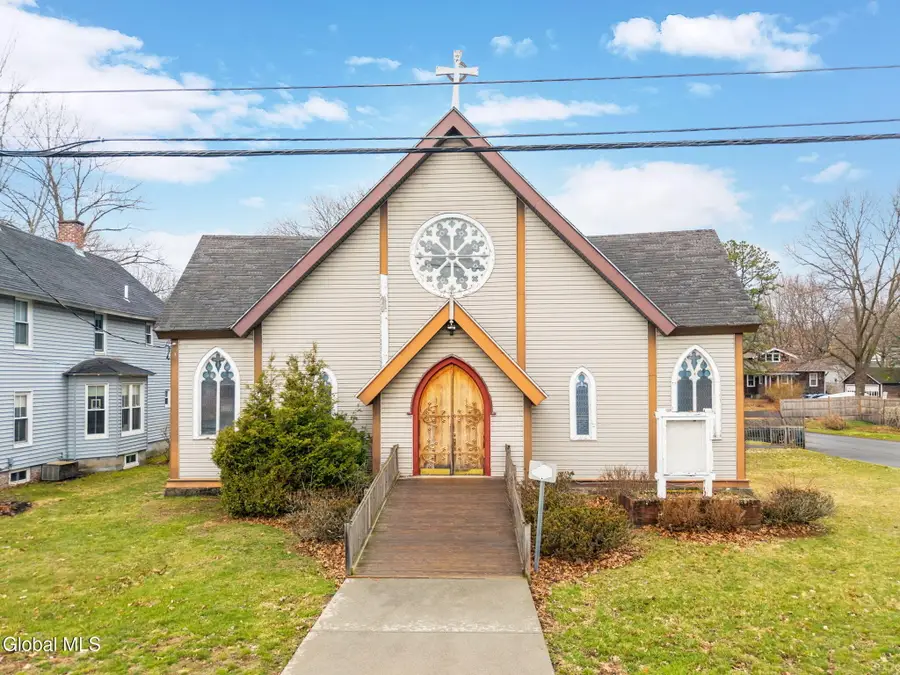 12 Woodbridge Avenue, Chatham, NY 12037 - #3