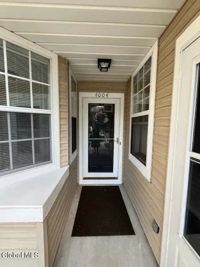 4004 S Foxwood Drive #S, Clifton Park, NY 12065 - #2