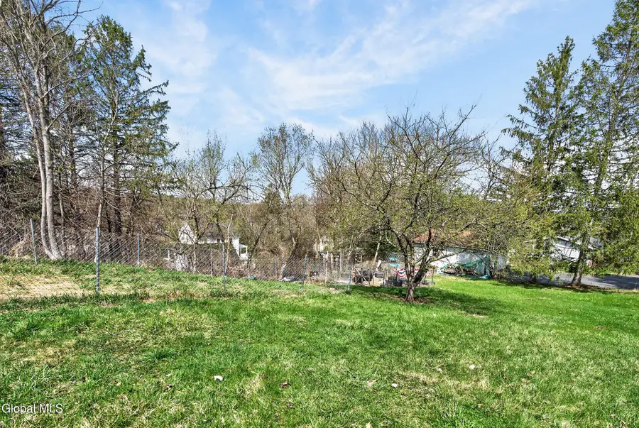 1 Grandview Avenue, North Greenbush, NY 12198 - #2