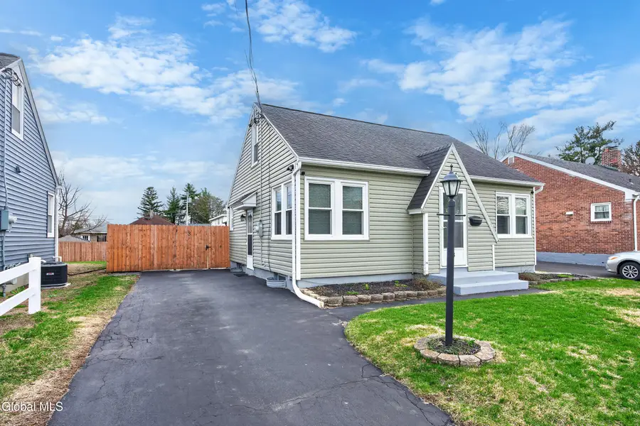 3 Brigadier Street, Colonie, NY 12205 - #2