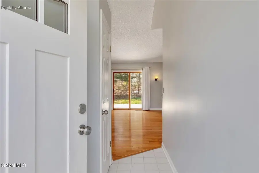 34 Anchor Drive, Halfmoon, NY 12188 - #3