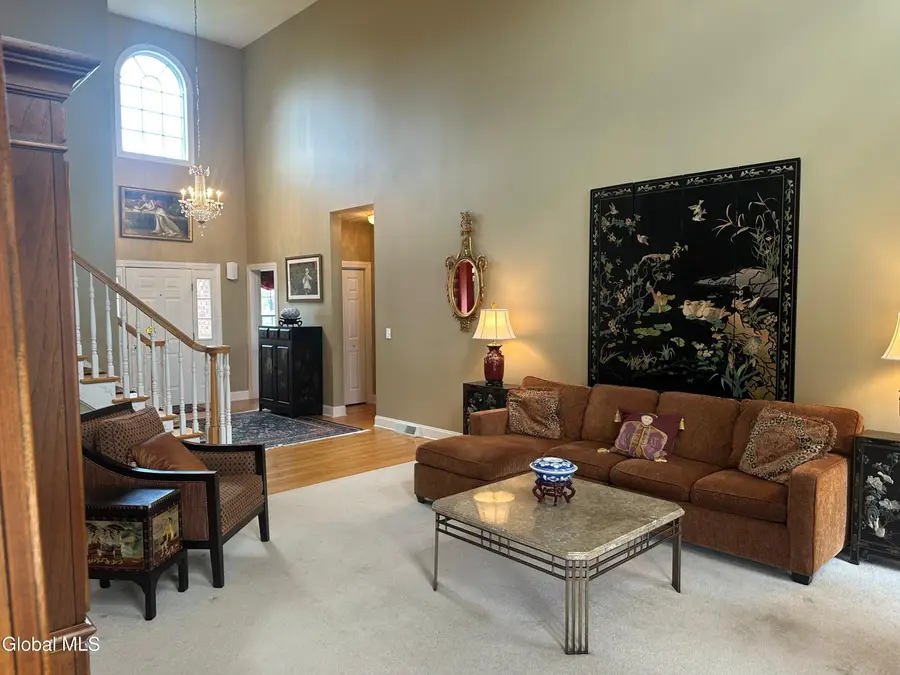 5 Avallon Way, Guilderland, NY 12009 - #3