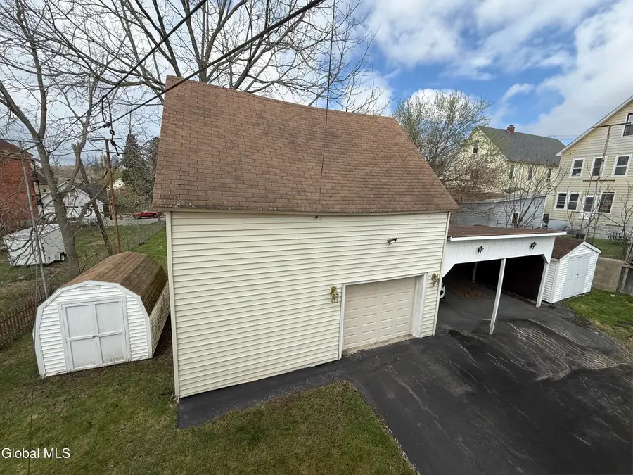 12 Yeoman Street, Amsterdam, NY 12010 - #3