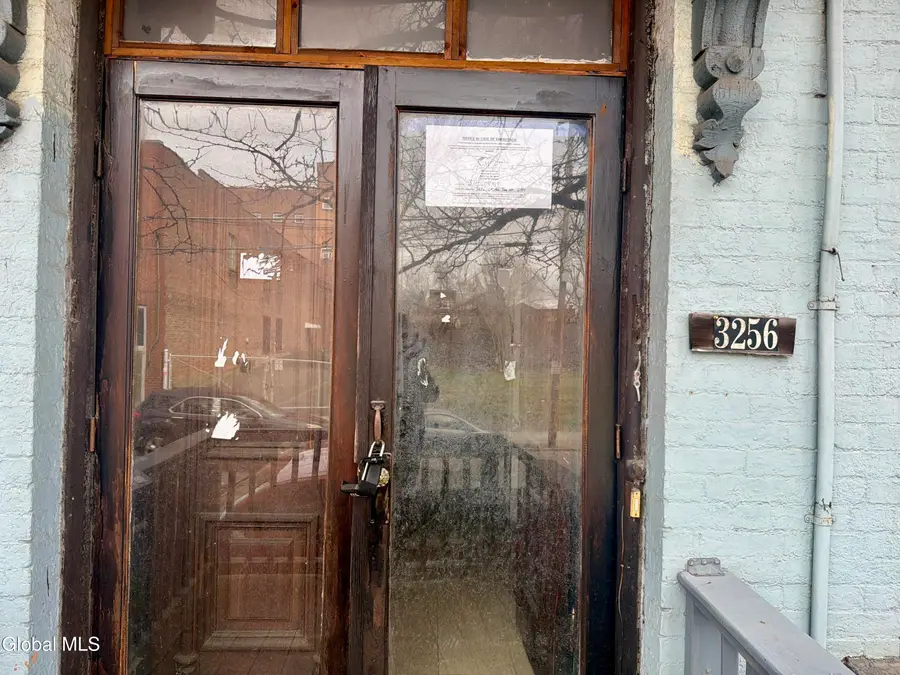 3256 6th Avenue, Troy, NY 12180 - #2