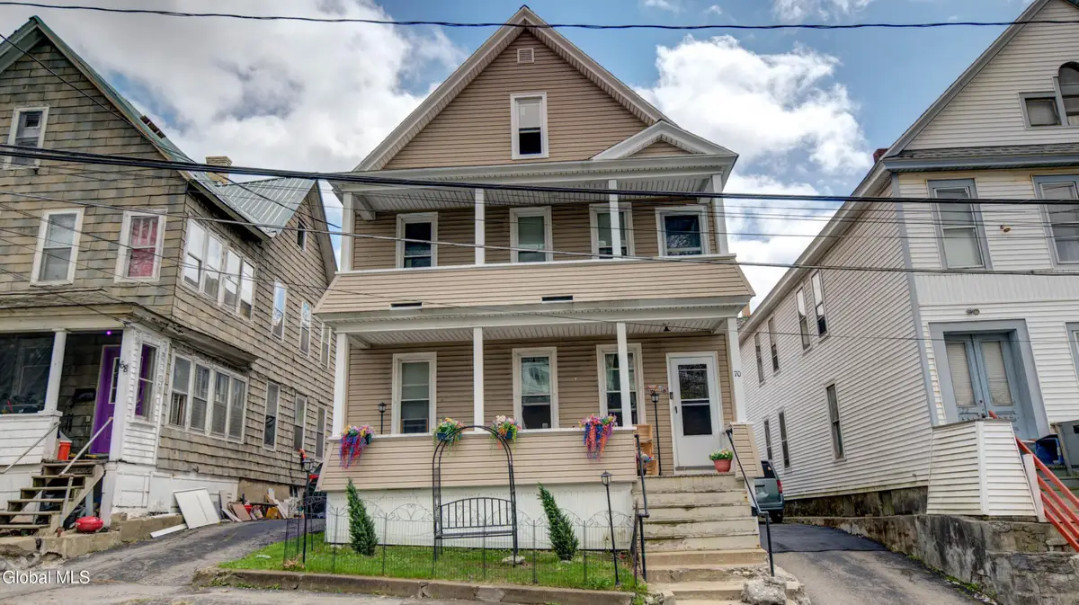 70 Reid Street, Amsterdam, NY 12010 - #1