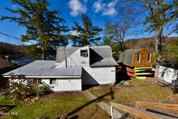 33 Main Street, Greenfield, NY 12850