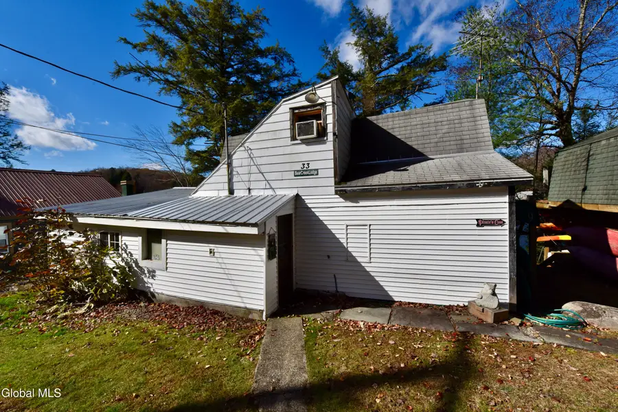 33 Main Street, Middle Grove, NY 12850 - #2