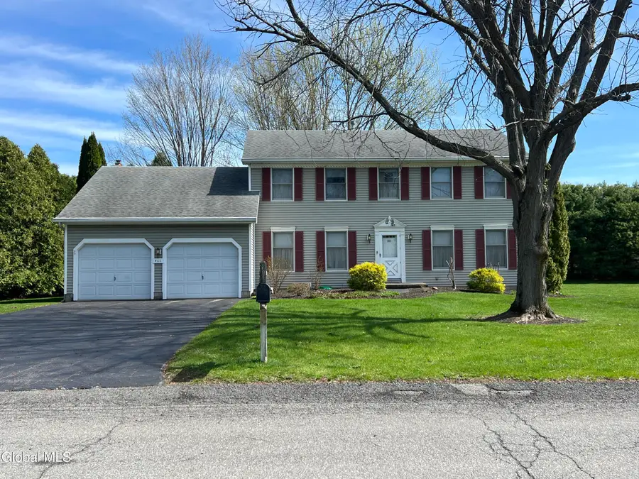 4111 Stonefield Way, Guilderland, NY 12306 - #2