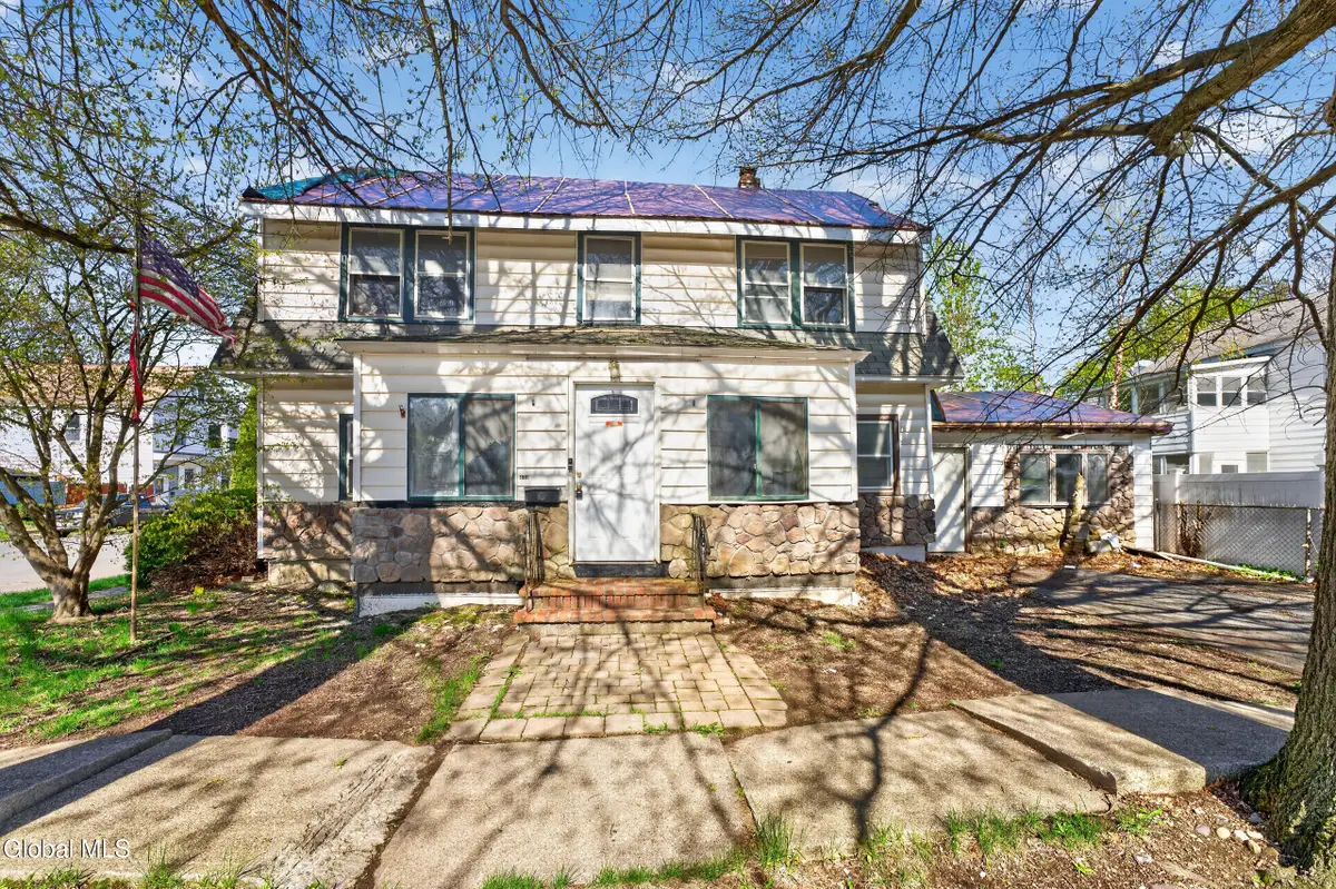 471 7th Avenue, Troy, NY 12182 - #1