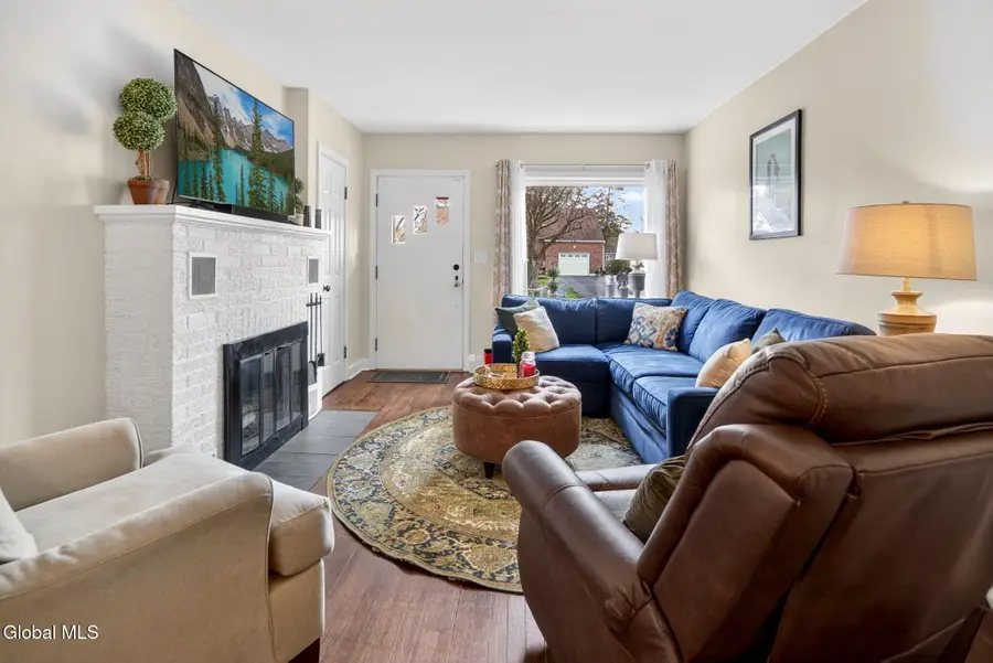 32 Puritan Drive, Rotterdam, NY 12306 - #3