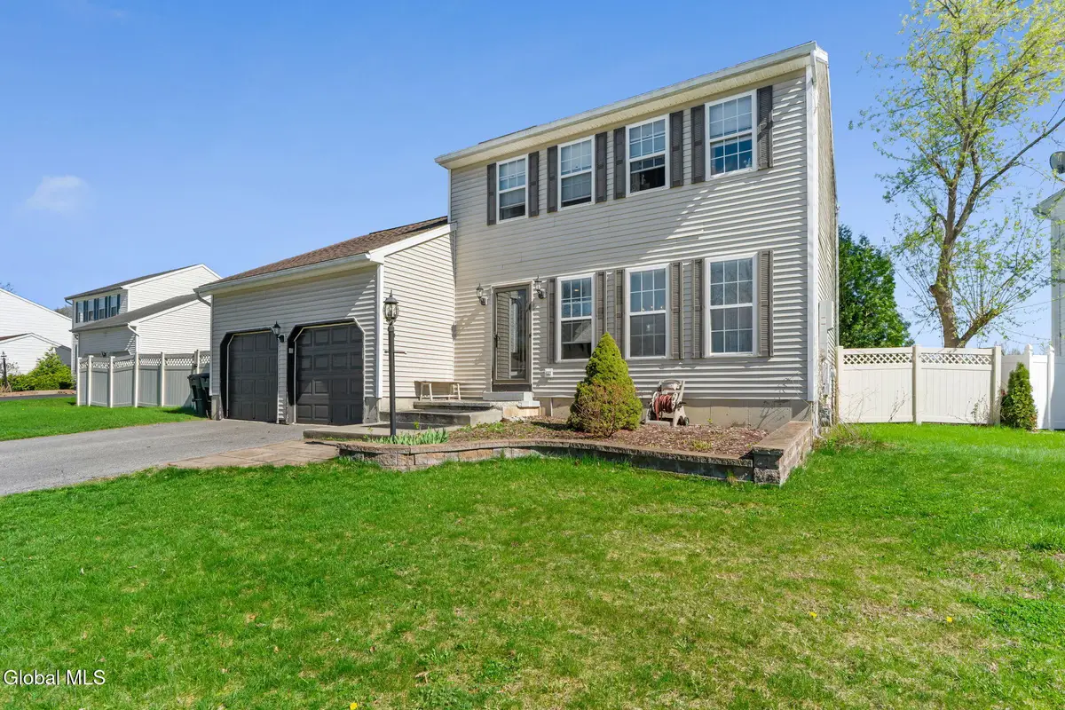 65 Wynantskill Way, Troy, NY 12180 - #1