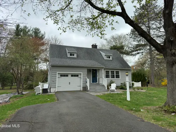 87 Murray Avenue, Bethlehem, NY 12054