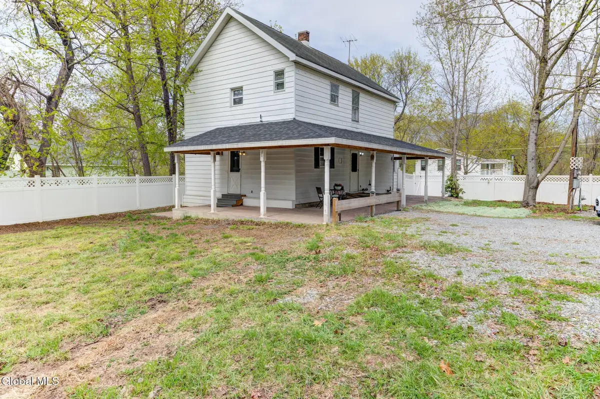 266 Poplar Avenue, Valley Falls, NY 12185 - #1