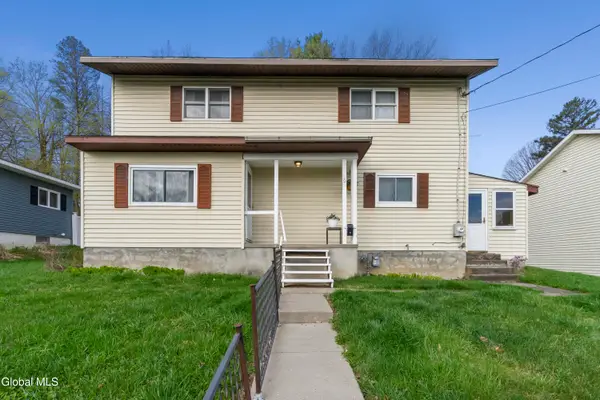 29 Harris Avenue, Mechanicville, NY 12118