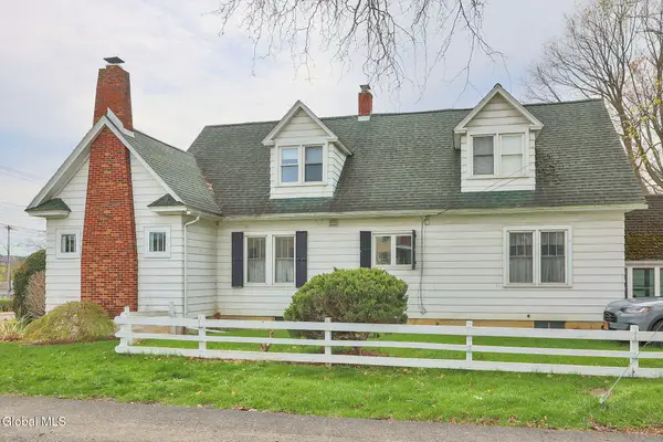 9 6th Street, Waterford, NY 12188