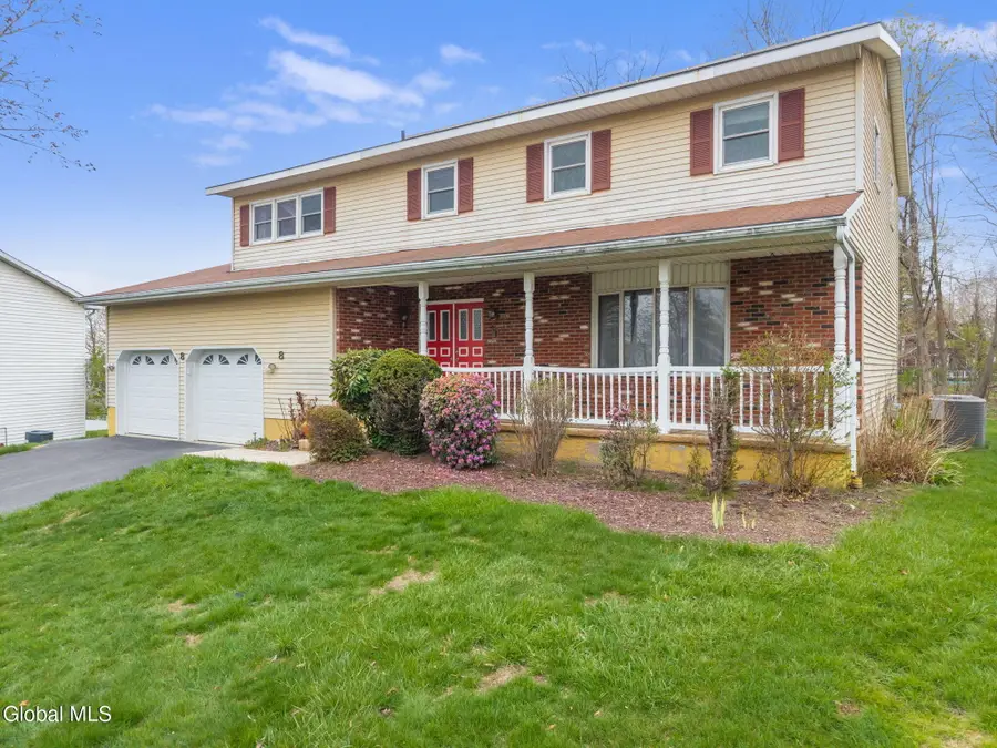 8 Windlass Drive, Latham, NY 12110 - #2