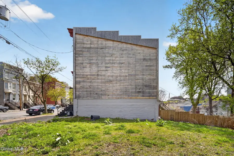192 Clinton Avenue, Albany, NY 12210 - #3