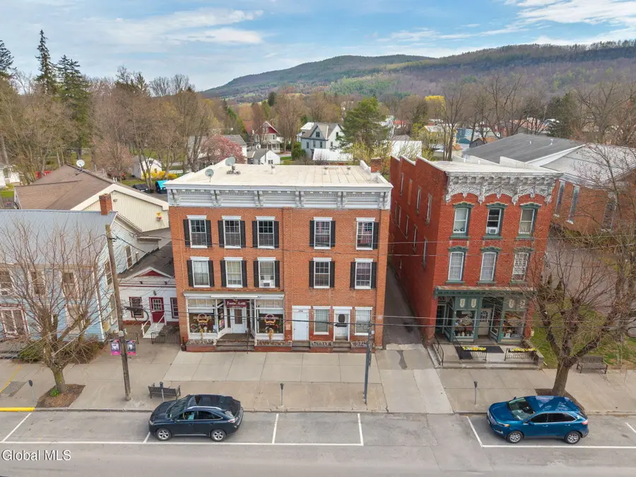 334 Main Street, Middleburgh, NY 12122 - #3