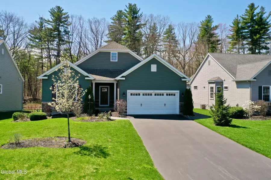 9 Linden Park Drive, Halfmoon, NY 12065 - #2