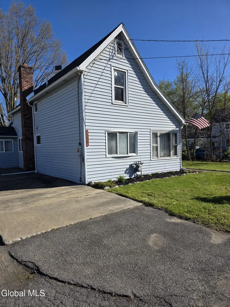 2109 Westside Avenue, Rotterdam, NY 12306 - #3