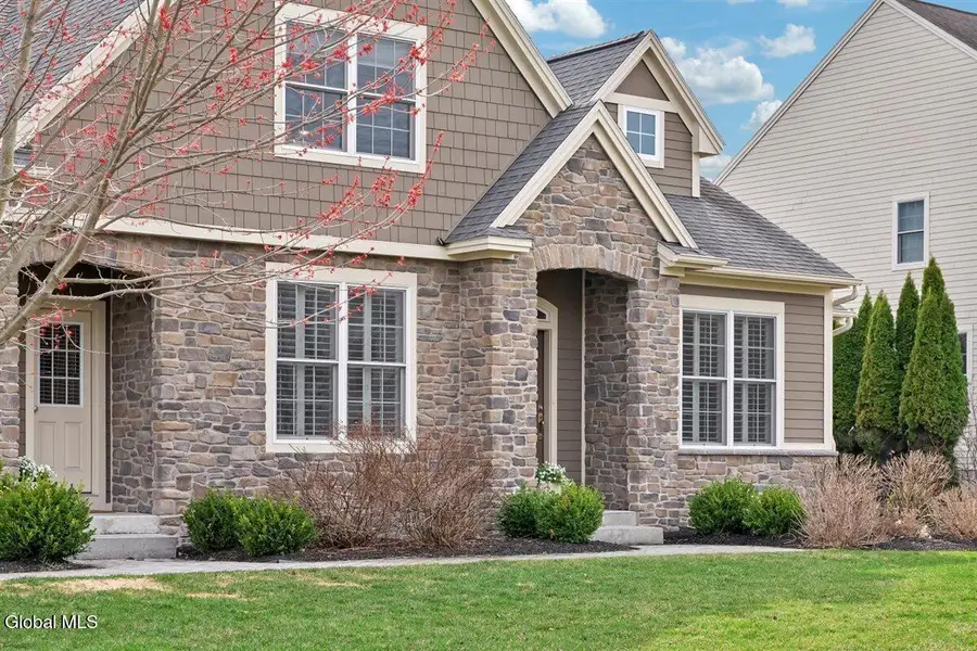 11 Sundance Lane, Loudonville, NY 12211 - #3