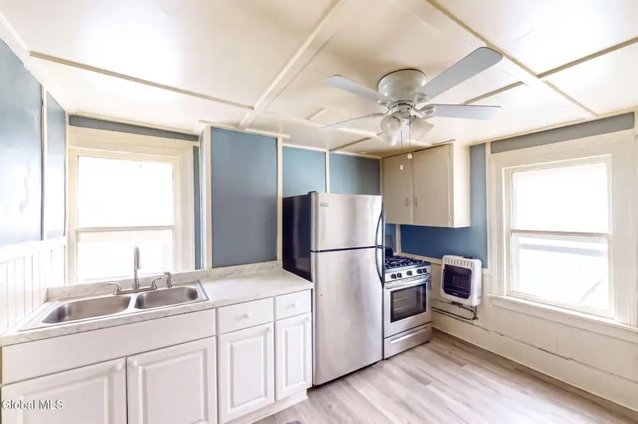 12 Hoosac Street, Johnstown, NY 12095 - #3