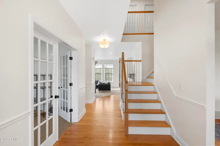 43 Chester Drive, Halfmoon, NY 12188 - #3