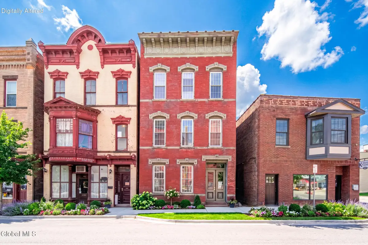 28 White Street, Cohoes, NY 12047 - #1