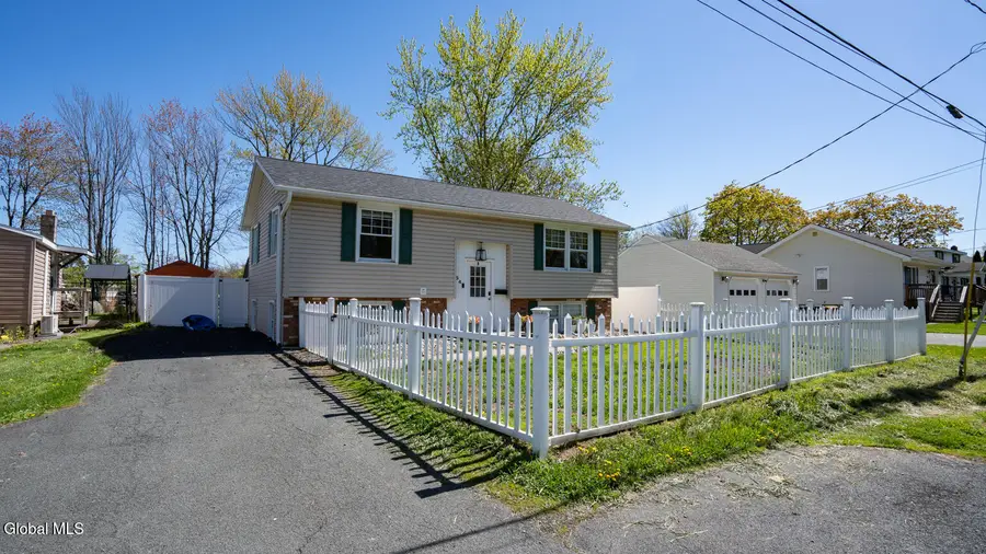 54 New York Avenue, Hampton Manor, NY 12144 - #3