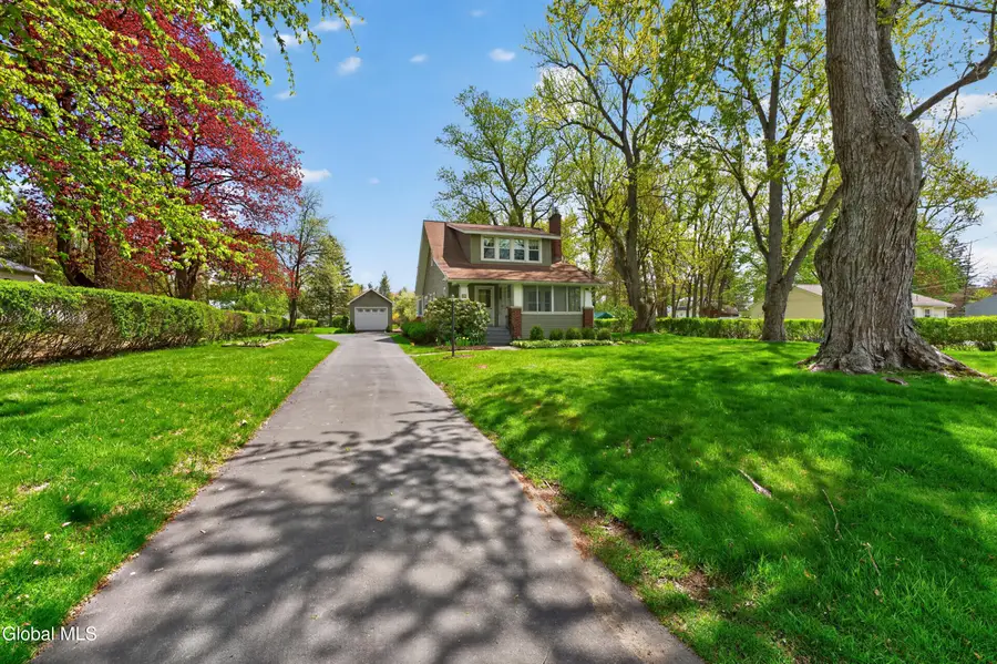 32 Old Troy Road, East Greenbush, NY 12061 - #2