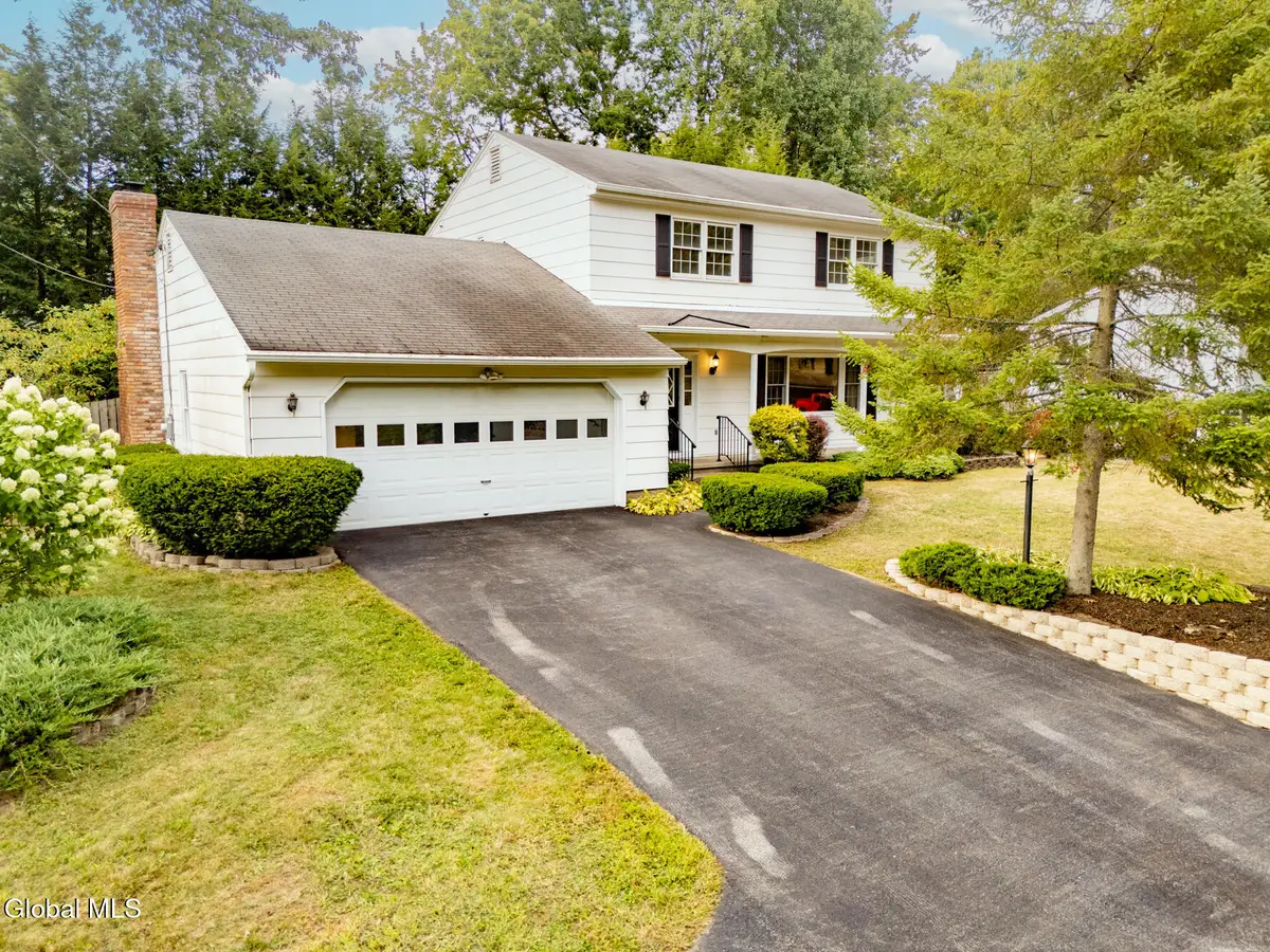 10 Oakwood Drive, Queensbury, NY 12804 - #1