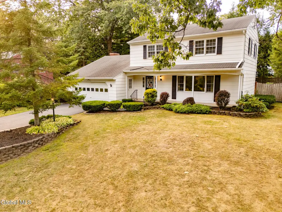10 Oakwood Drive, Queensbury, NY 12804 - #3