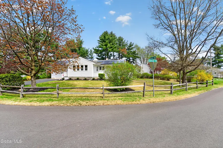12 Alva Drive, Colonie, NY 12110 - #2