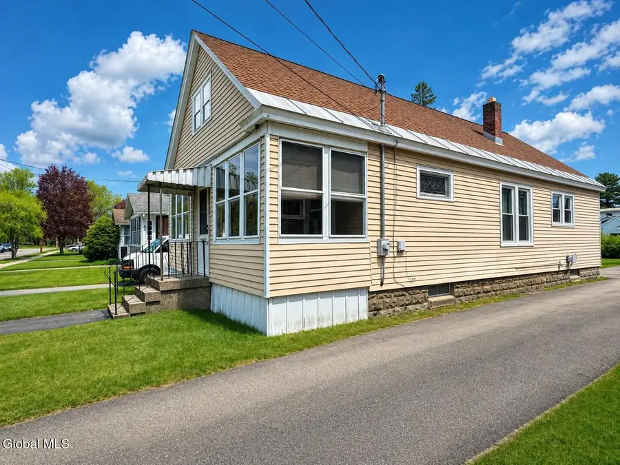 233 Sixteenth Street, Schenectady, NY 12306 - #2
