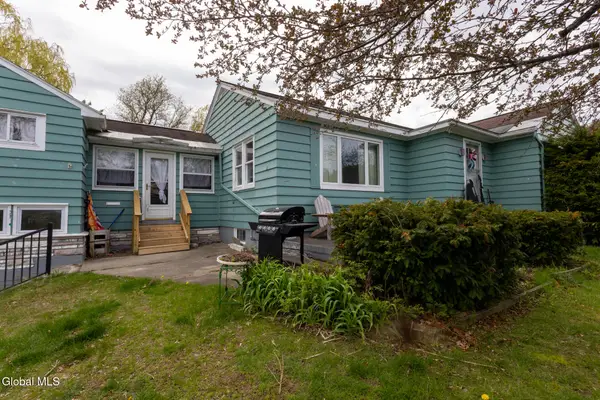 8 7th Avenue, Whitehall, NY 12887