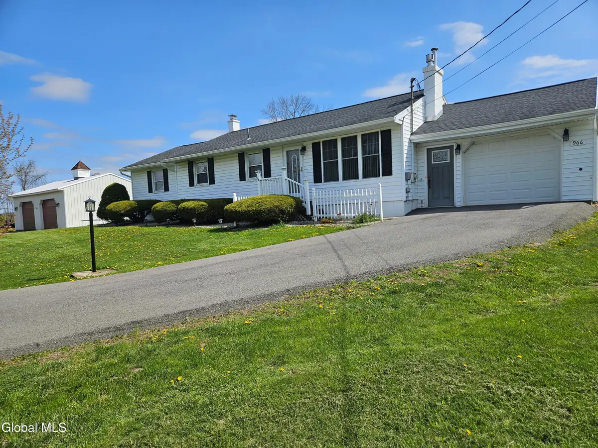 966 Fort Hunter Road, Amsterdam, NY 12010 - #1