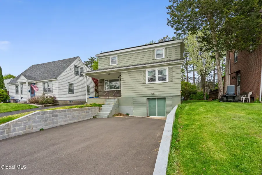 92 Fleetwood Avenue, Albany, NY 12209 - #2