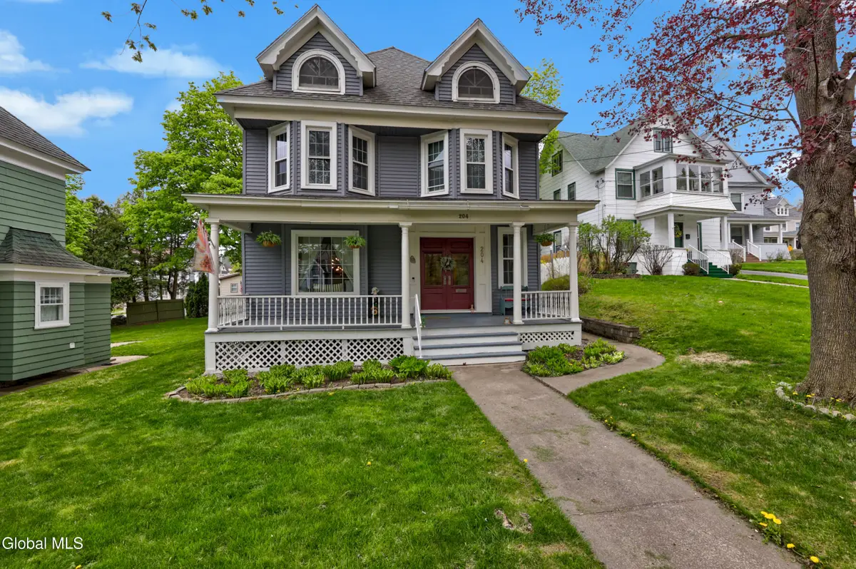 204 Market Street, Amsterdam, NY 12010 - #1