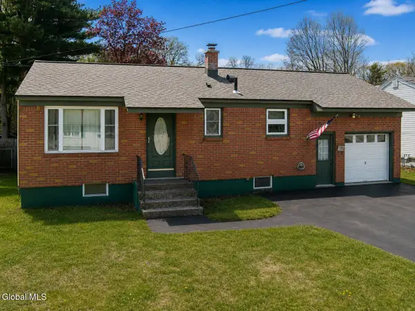 3270 Mcdonald Avenue, Schenectady, NY 12304