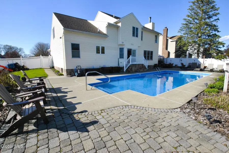 22 Woodridge Drive, Loudonville, NY 12211 - #2