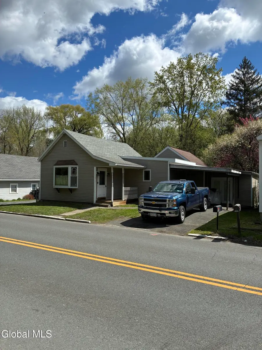 1012 2nd Avenue, Troy, NY 12182 - #2