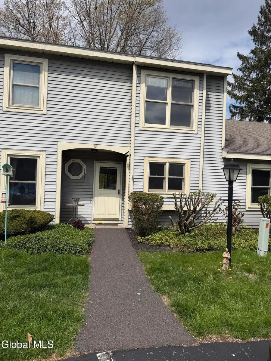 10 Bennington Way, Halfmoon, NY 12065 - #2