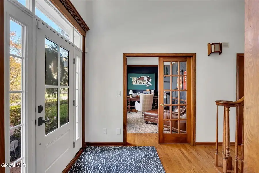 11 Fox Run, Latham, NY 12110 - #2