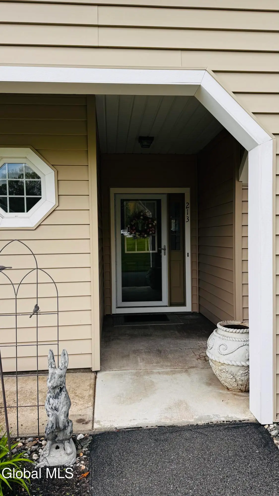 213 Hampton Pl Boulevard #213, North Greenbush, NY 12180 - #1