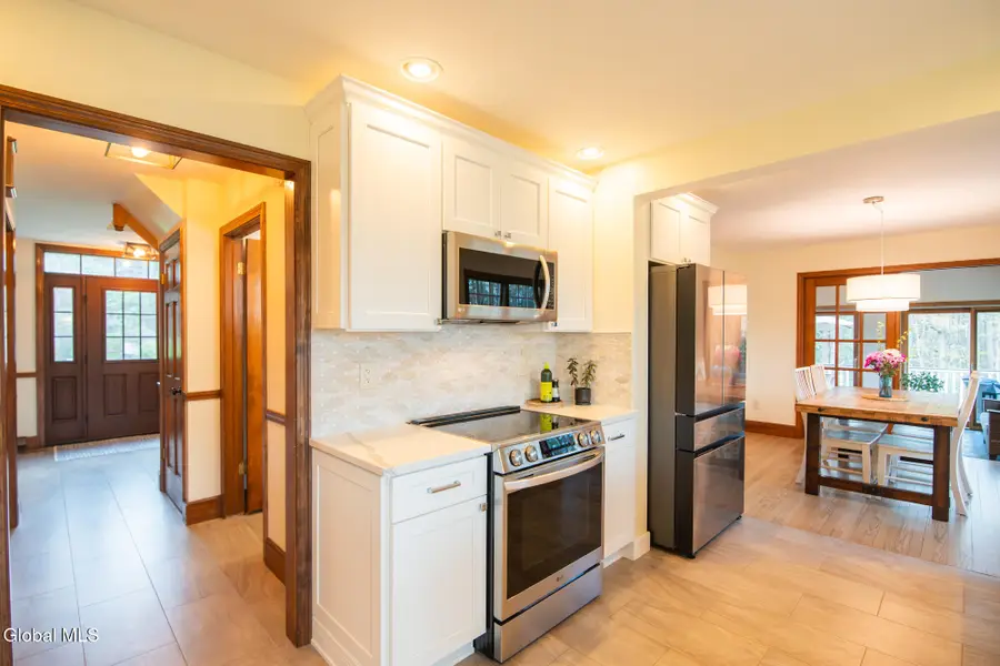 15 Cobblestone Drive, Queensbury, NY 12804 - #3